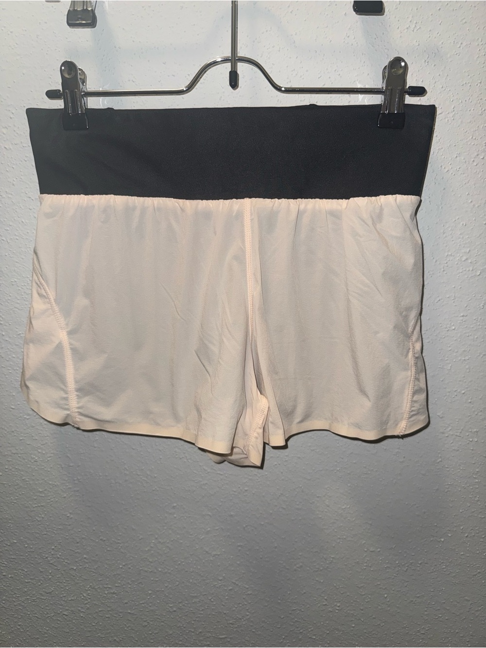 Fabletics Two-Tone Women’s Athletic Shorts - Black & light pink